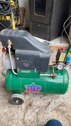 Top craft compressor 24 liter, Doe-het-zelf en Bouw, Compressors, Ophalen, Zo goed als nieuw