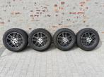 winterbanden Dacia duster, Auto-onderdelen, Banden en Velgen, Ophalen, 16 inch, Banden en Velgen, Winterbanden