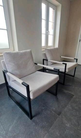 Lounge stoelen  beschikbaar voor biedingen