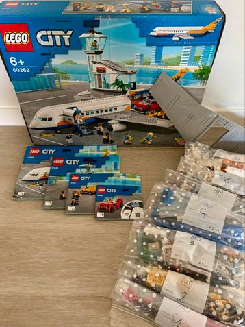 60262 Lego City - Passagiersvliegtuig beschikbaar voor biedingen