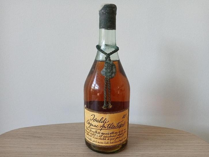 10 bouteilles Cognac, Calvados & Genièvre des années 70 & 80, Collections, Vins, Neuf, Pleine, Enlèvement