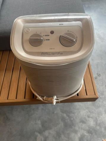Verwarmertje voor badkamer (zo goed als nieuw ) beschikbaar voor biedingen