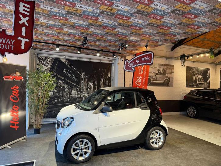 Smart Fortwo * Coupé EQ 17.6 kWh Passion * 28.000 KM * AC, Auto's, Smart, Bedrijf, Te koop, ForTwo, ABS, Airconditioning, Bluetooth