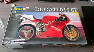 Revell Ducati 916 SP 1:9 (1998)