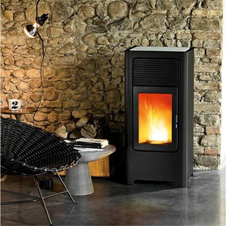 MCZ SAGAR Air 8kW pelletkachel, Doe-het-zelf en Bouw, Verwarming en Radiatoren, Gebruikt, Kachel, 800 watt of meer, 80 cm of meer