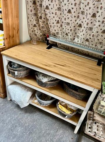 Ikea tornviken keukeneiland beschikbaar voor biedingen