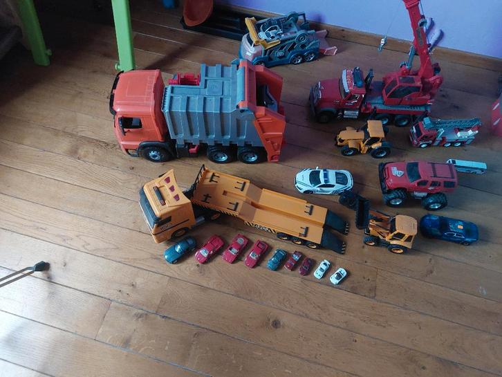 Grote set speelgoedvoertuigen, Kinderen en Baby's, Speelgoed |Speelgoedvoertuigen, Zo goed als nieuw, Afstandsbediening, Ophalen