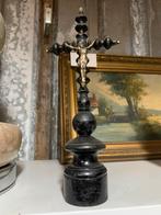 Oud exclusief houten kruisje zwart goede staat, Enlèvement ou Envoi