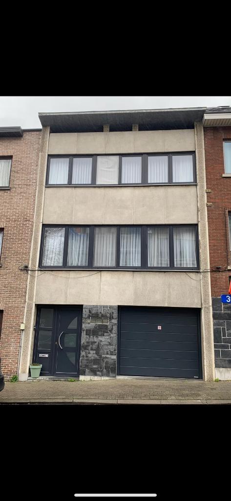 Maison bel-étage, Immo, Buitenland, België of Luxemburg, Woonhuis, Stad