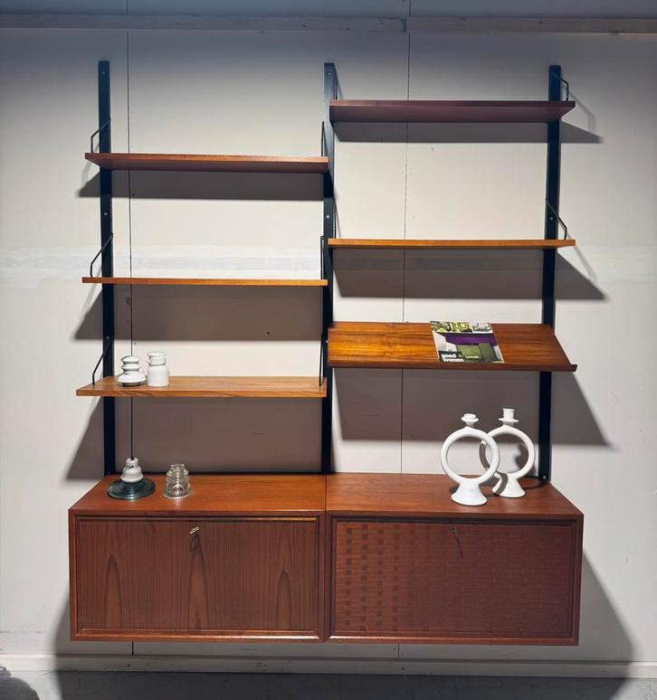 Poul Cadovius by Royal System vintage modulair wandsysteem, Antiquités & Art, Curiosités & Brocante, Enlèvement ou Envoi