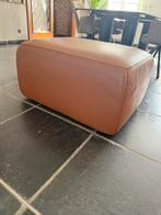Poef leder., Ophalen, Zo goed als nieuw