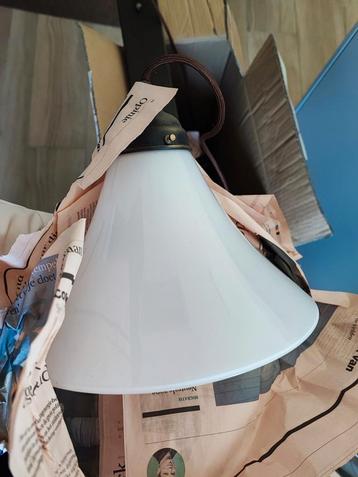 Lamp plafond, 2 stuks op lat beschikbaar voor biedingen