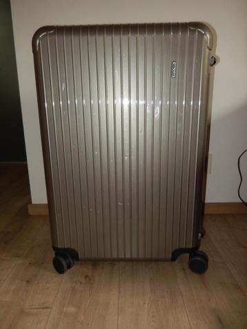 GROTE RIMOWA KOFFER beschikbaar voor biedingen