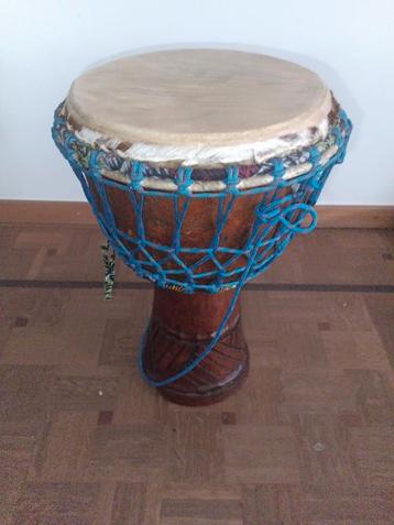 Djembe west afrikaanse  beschikbaar voor biedingen