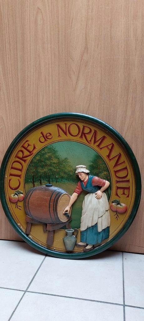 Authentique enseigne de pub en bois Cidre de Normandie, Antiquités & Art, Curiosités & Brocante, Enlèvement ou Envoi