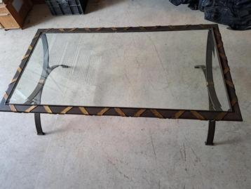 salontafel beschikbaar voor biedingen
