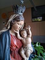 Houten polychrome Maria met Jezuskind, Ophalen