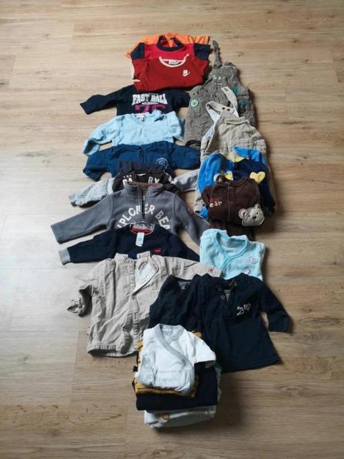 Lot 24 vêtements 3 mois ou 62, Kinderen en Baby's, Babykleding | Baby-kledingpakketten, Gebruikt, Maat 62, Ophalen of Verzenden