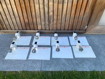 8x raceframe staander/voet  beschikbaar voor biedingen