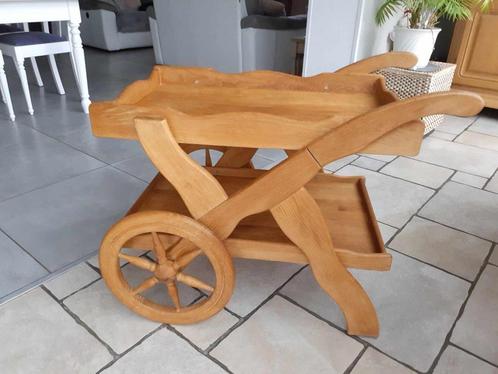 Desserte en bois chêne sur 2 roues, Maison & Meubles, Tables | Dessertes, Comme neuf, Chêne, Enlèvement