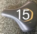 Fietszadel en fietshelmen, Ophalen, Zo goed als nieuw