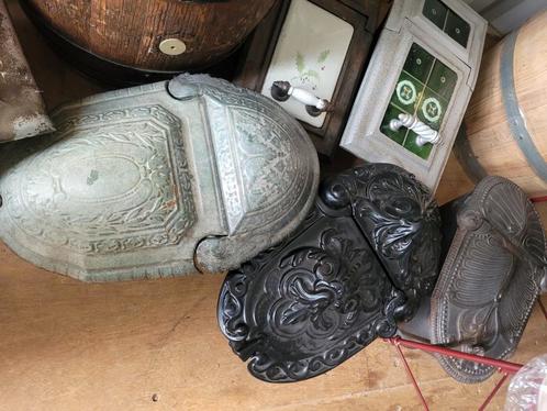 Des bacs à charbon en fer forgé datant de l'époque de grand-, Antiquités & Art, Curiosités & Brocante, Enlèvement ou Envoi
