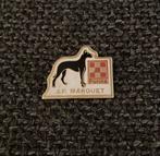 PIN - PURINA - CHIEN - HOND - DOG, Verzenden, Gebruikt, Dier of Natuur, Speldje of Pin