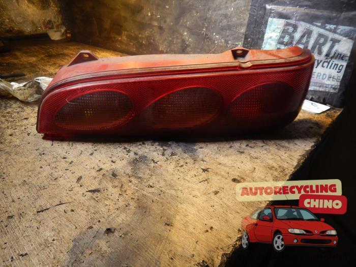 Feu arrière droit d'un Fiat Seicento, Autos : Pièces & Accessoires, Éclairage, Fiat, Utilisé, 3 mois de garantie, Enlèvement ou Envoi