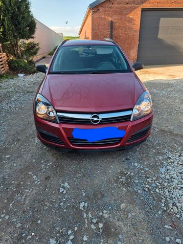 Opel Astra 1.4 essence Euro 4, Achat, Boîte manuelle, Break, Particulier