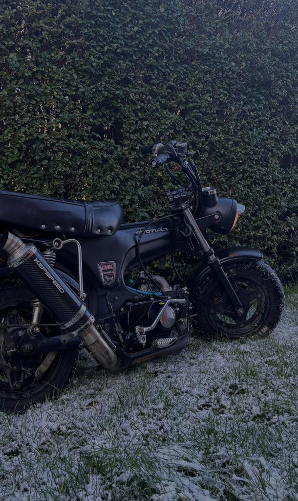 Dax 50cc B klasse, Fietsen en Brommers, Brommers | Honda, Zo goed als nieuw, Overige modellen, Klasse B (45 km/u), Ophalen