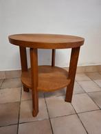 Table ronde en bois, Enlèvement