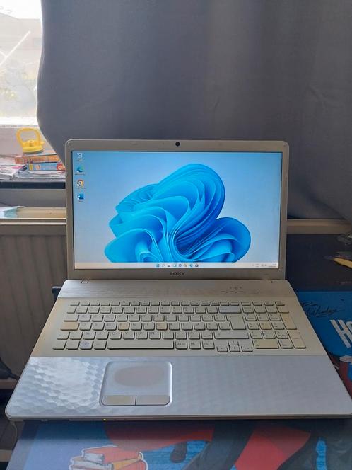 LAPTOP SONY VAIO VPCEJL1E-17.3.INCH CAM WIFI HDMI, Computers en Software, Windows Laptops, Refurbished, 17 inch of meer, SSD, 2 tot 3 Ghz