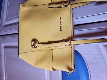 Echte Michael Kors shopper in geel echt leder beschikbaar voor biedingen