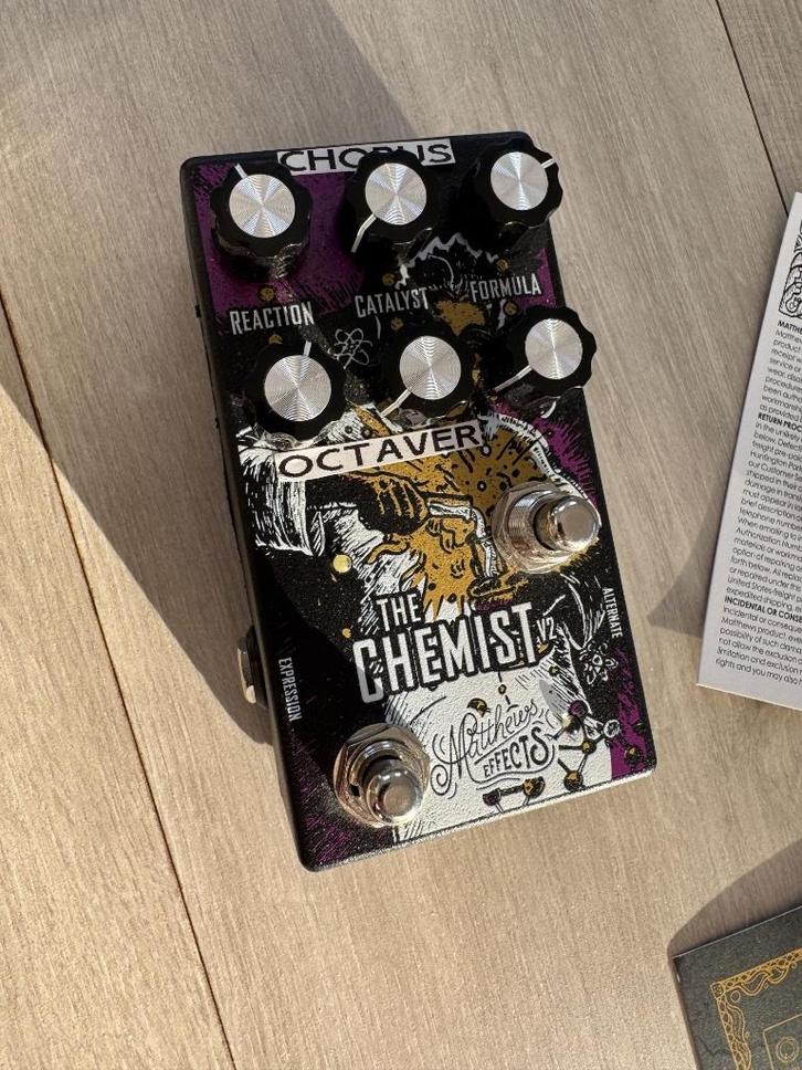 Matthews Effects The Chemist V2, Muziek en Instrumenten, Effecten, Zo goed als nieuw, Chorus, Overige typen, Multi-effect, Ophalen of Verzenden