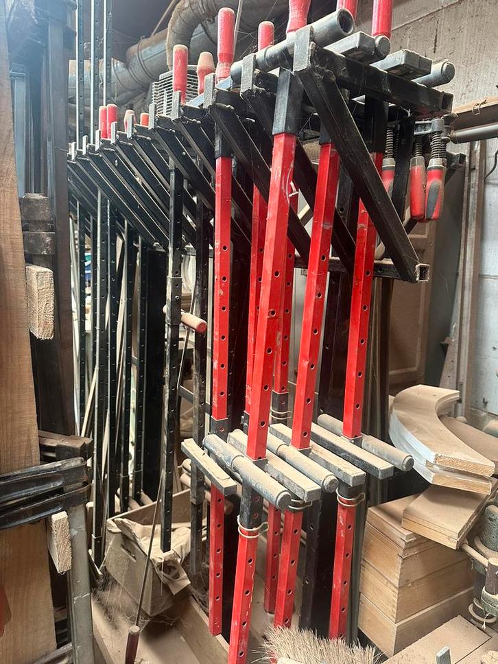 KAR voor Spanvijzen sergeanten op te hangen te sorteren, Doe-het-zelf en Bouw, Metalen, Zo goed als nieuw, Ophalen of Verzenden