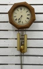 Vintage klok Hermle, Ophalen, Zo goed als nieuw, Wandklok