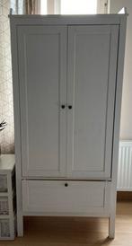 Kledingkast kinderkamer, Kinderen en Baby's, Kinderkamer | Commodes en Kasten, Ophalen, Kast, 50 tot 70 cm, 105 cm of meer