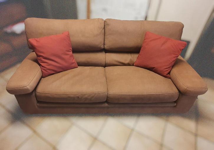 Salon in buffelleder, Huis en Inrichting, Zetels | Zetels, Zo goed als nieuw, Rechte bank, Driepersoons, Leer, Ophalen