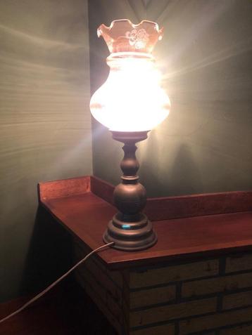 Lamp klassiek messing  beschikbaar voor biedingen