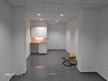 handelsruimte of bureau te huur beschikbaar voor biedingen