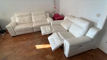 2 canapés cuir full relax Chateau d’Ax quasi neufs beschikbaar voor biedingen