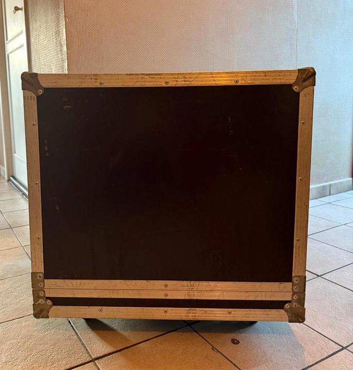 Roland KC-500 stereoversterker, Muziek en Instrumenten, Versterkers | Keyboard, Monitor en PA, Zo goed als nieuw, Keyboardversterker