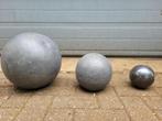 Brocante loden bollen parels tuinbeeld voor in de tuin, Ophalen of Verzenden, Zo goed als nieuw, Metaal, Overige typen