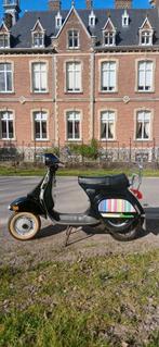 Vespa 50cc automatique 1989, Fietsen en Brommers, Snorfietsen en Snorscooters, Ophalen of Verzenden, Zo goed als nieuw, Vespa