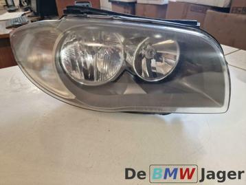 Koplamp rechts BMW 1-serie E87 LCI E88 E82 E81 63117249650 beschikbaar voor biedingen