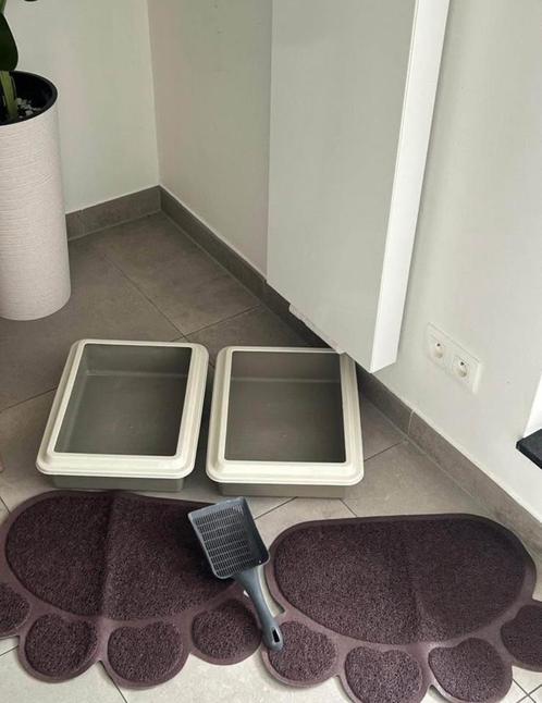 Set van 2 kattenbakken+ 2 matten + schep - uitstekende staat, Dieren en Toebehoren, Katten-accessoires, Zo goed als nieuw, Ophalen