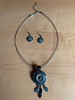 Set de bijoux, Envoi, Comme neuf