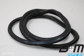 Portierrubber linksvoor Audi Q2 81A 81A831721 beschikbaar voor biedingen