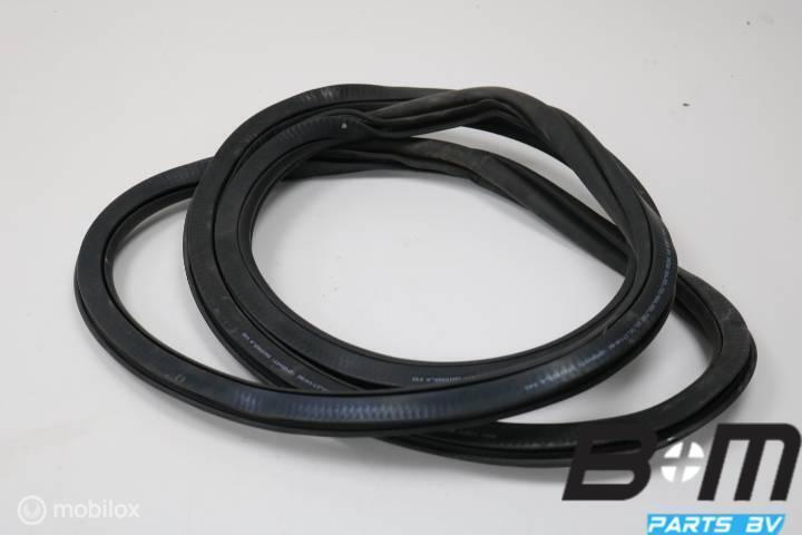 Portierrubber linksvoor Audi Q2 81A 81A831721, Auto-onderdelen, Interieur en Bekleding, Gebruikt