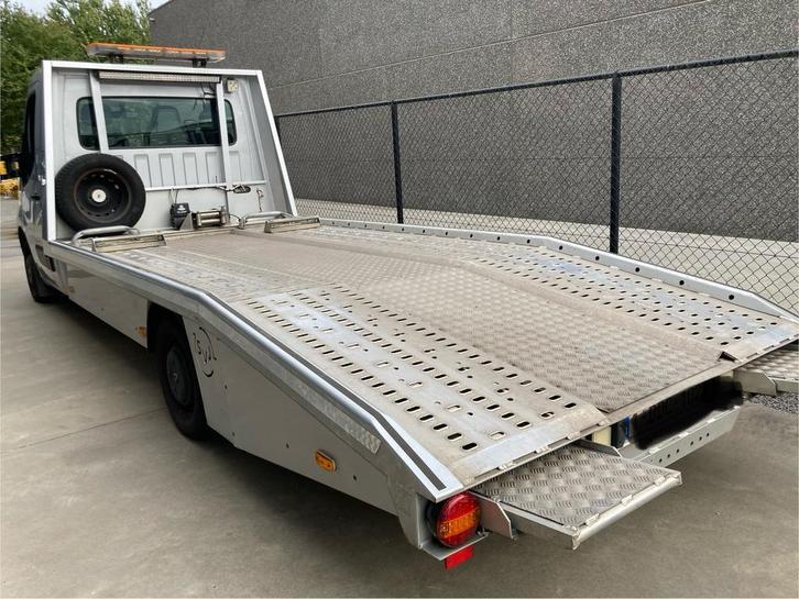 Depanneur renault master 2.3 takelwagen, Auto's, Bestelwagens en Lichte vracht, Particulier, ABS, Airbags, Airconditioning, Bluetooth